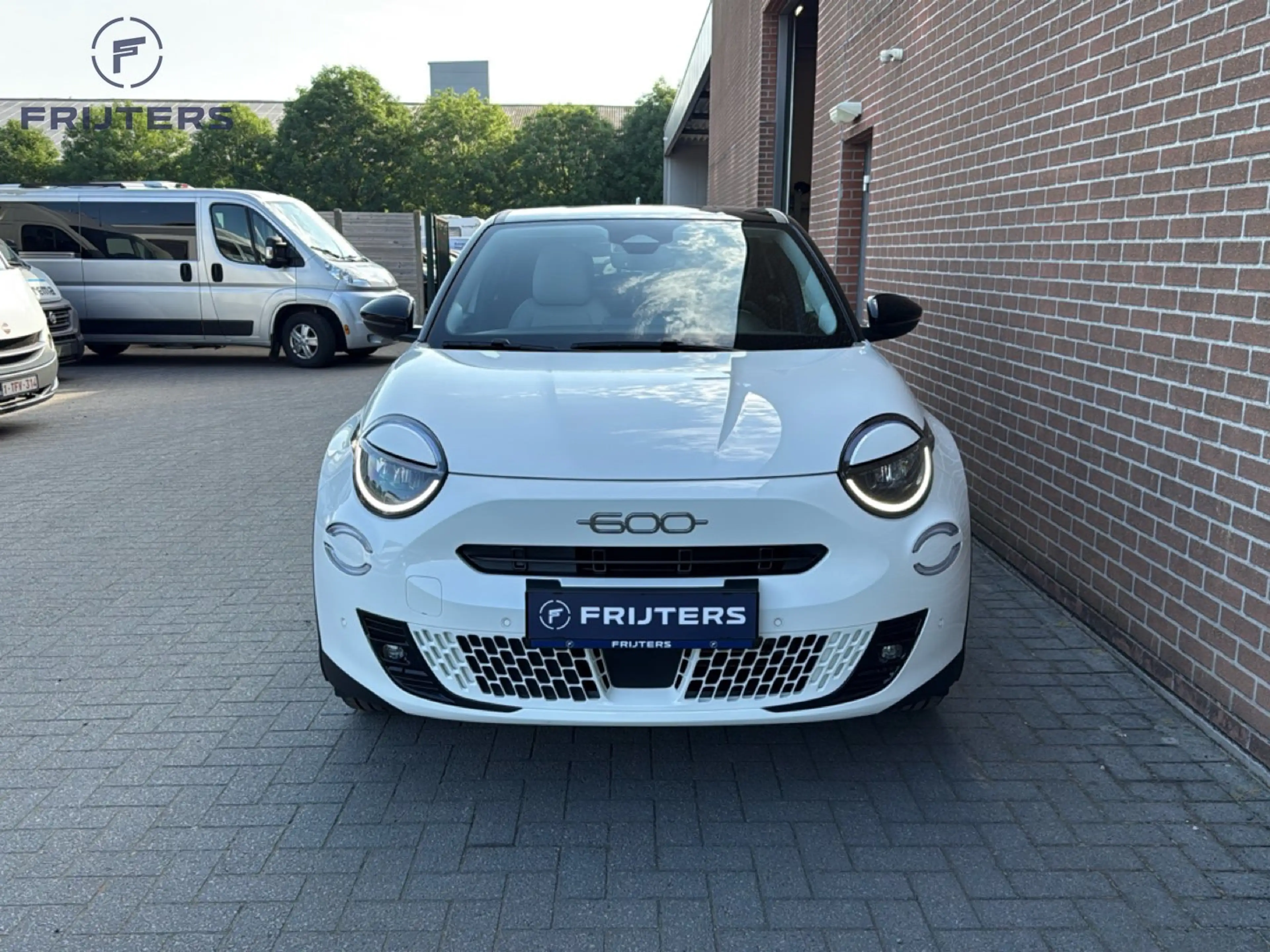 Fiat 600e La Prima electric 156 pk — photo 6