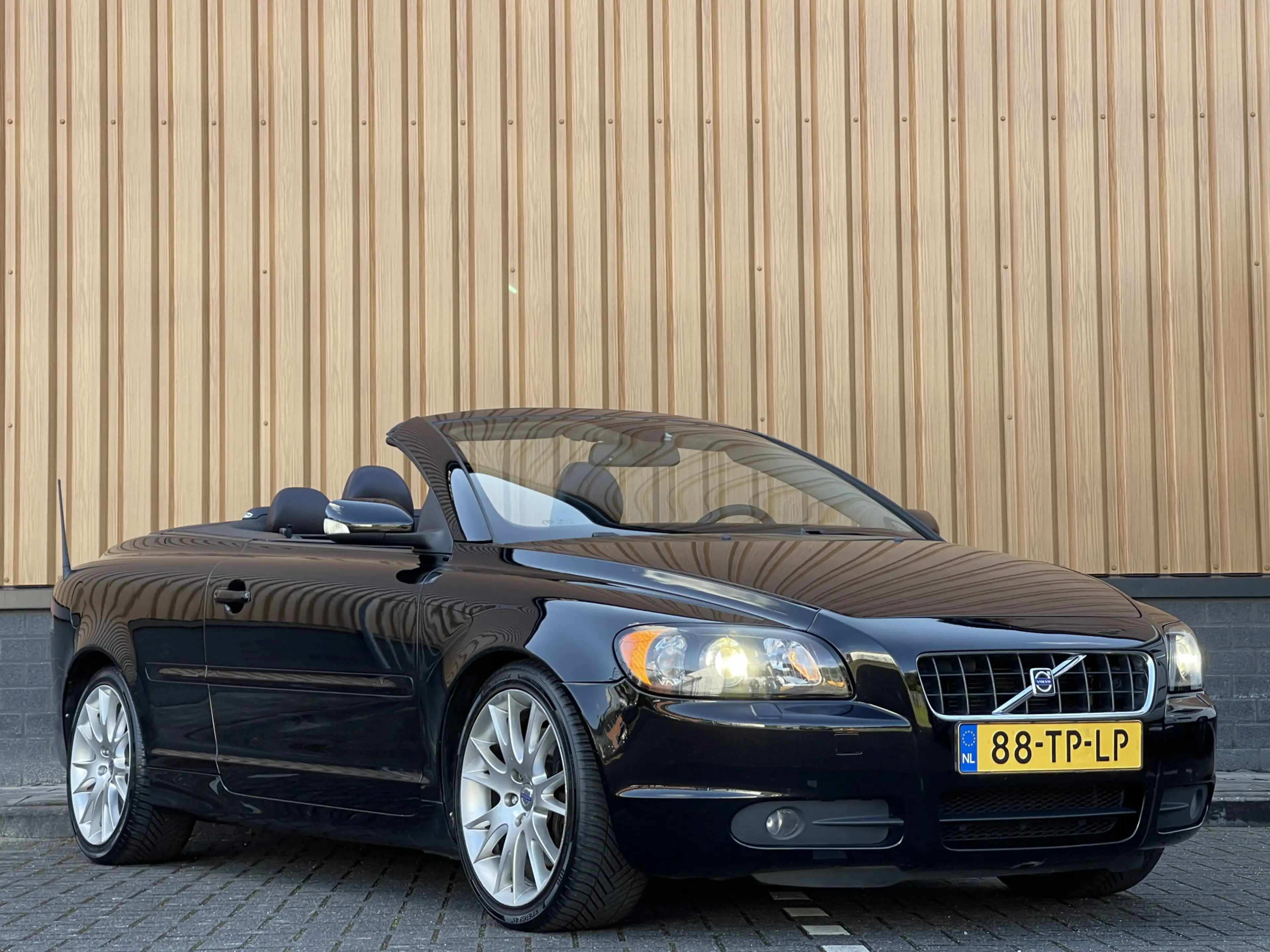 Volvo C70 Convertible 2.4i Summum | 5 Cilinder! | 18'' Licht — photo 3