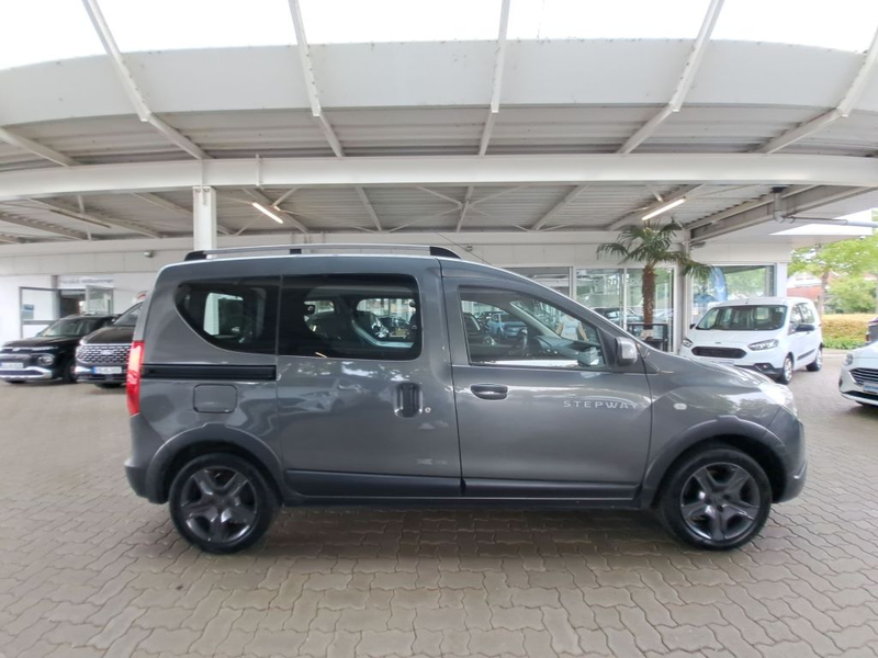 Dacia Dokker TCe 115 Stepway Celebration  AHK+BAH+NAVI+SHZ — photo 26