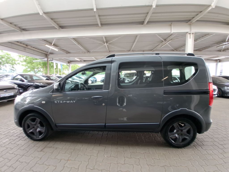 Dacia Dokker TCe 115 Stepway Celebration  AHK+BAH+NAVI+SHZ — photo 25