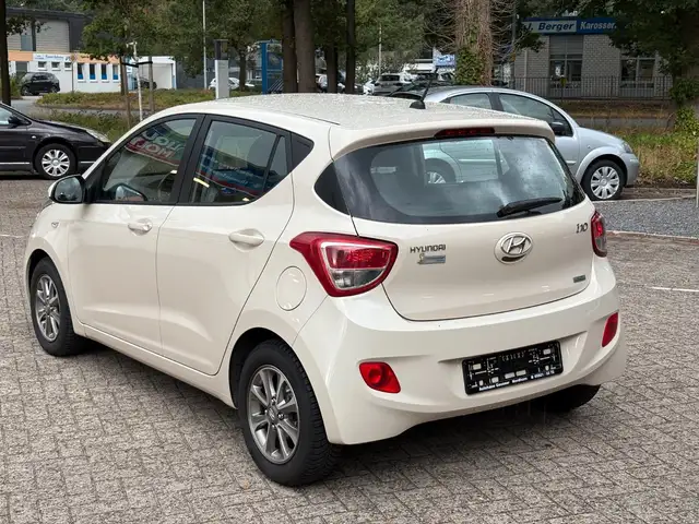 Hyundai I10 view 7