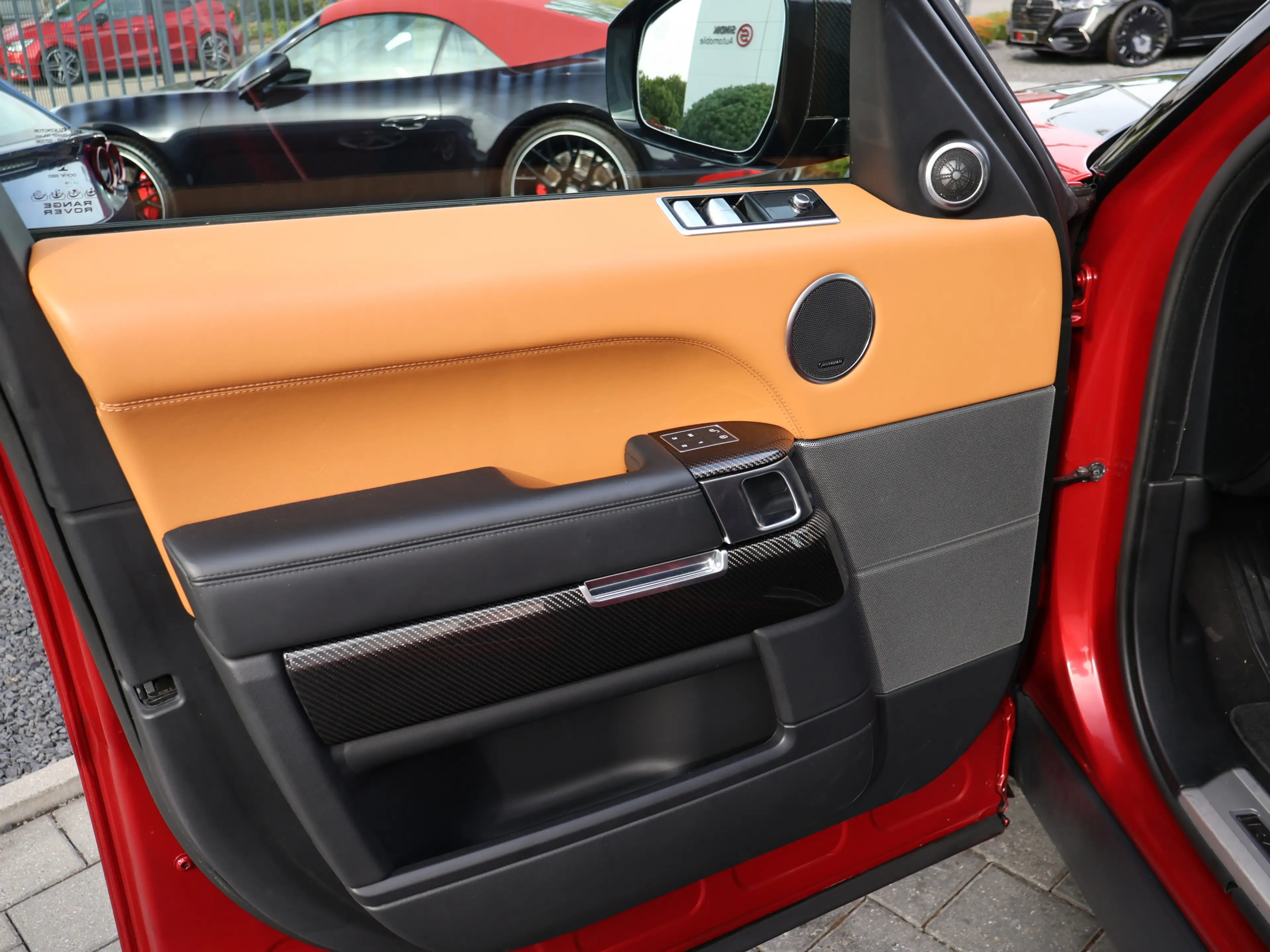 Land Rover Range Rover Sport 5.0 SVR P575 Carbon EDITION — photo 13