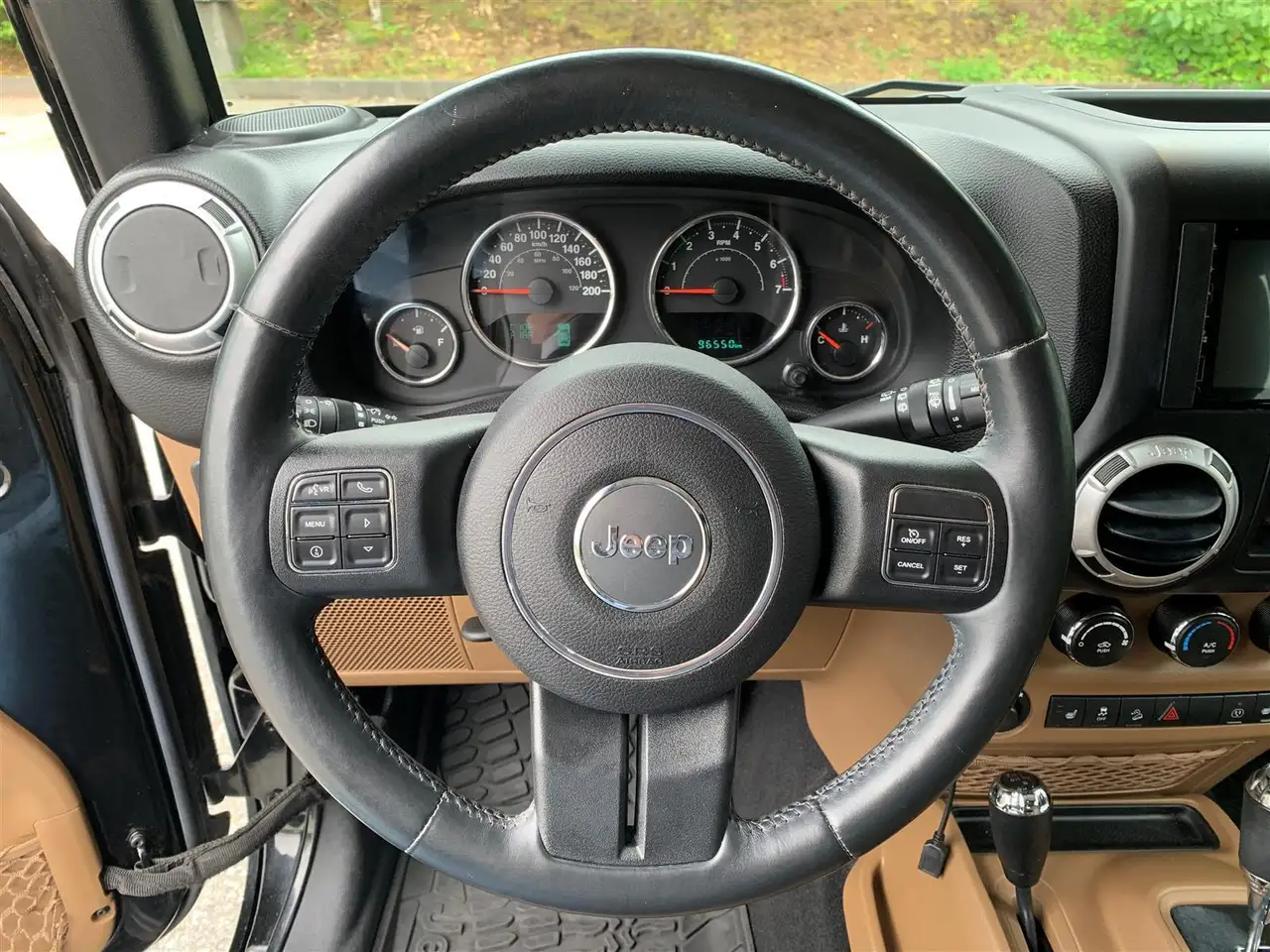 Jeep Wrangler снимка Jeep Wrangler