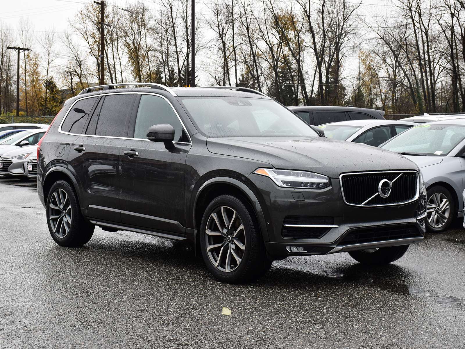 2018 Volvo XC90 T6 AWD Momentum thumb 6