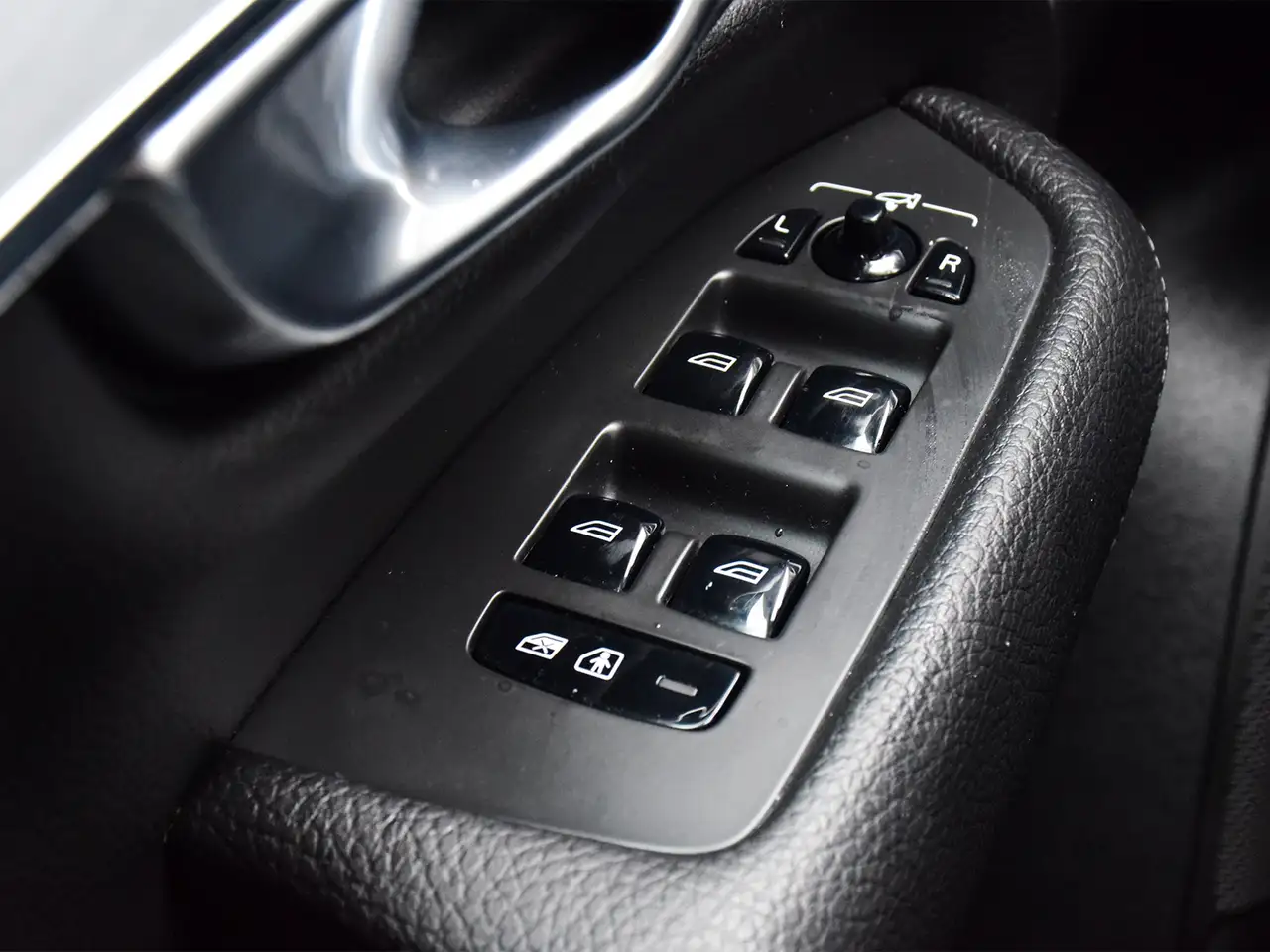 Volvo XC90 снимка Volvo XC90