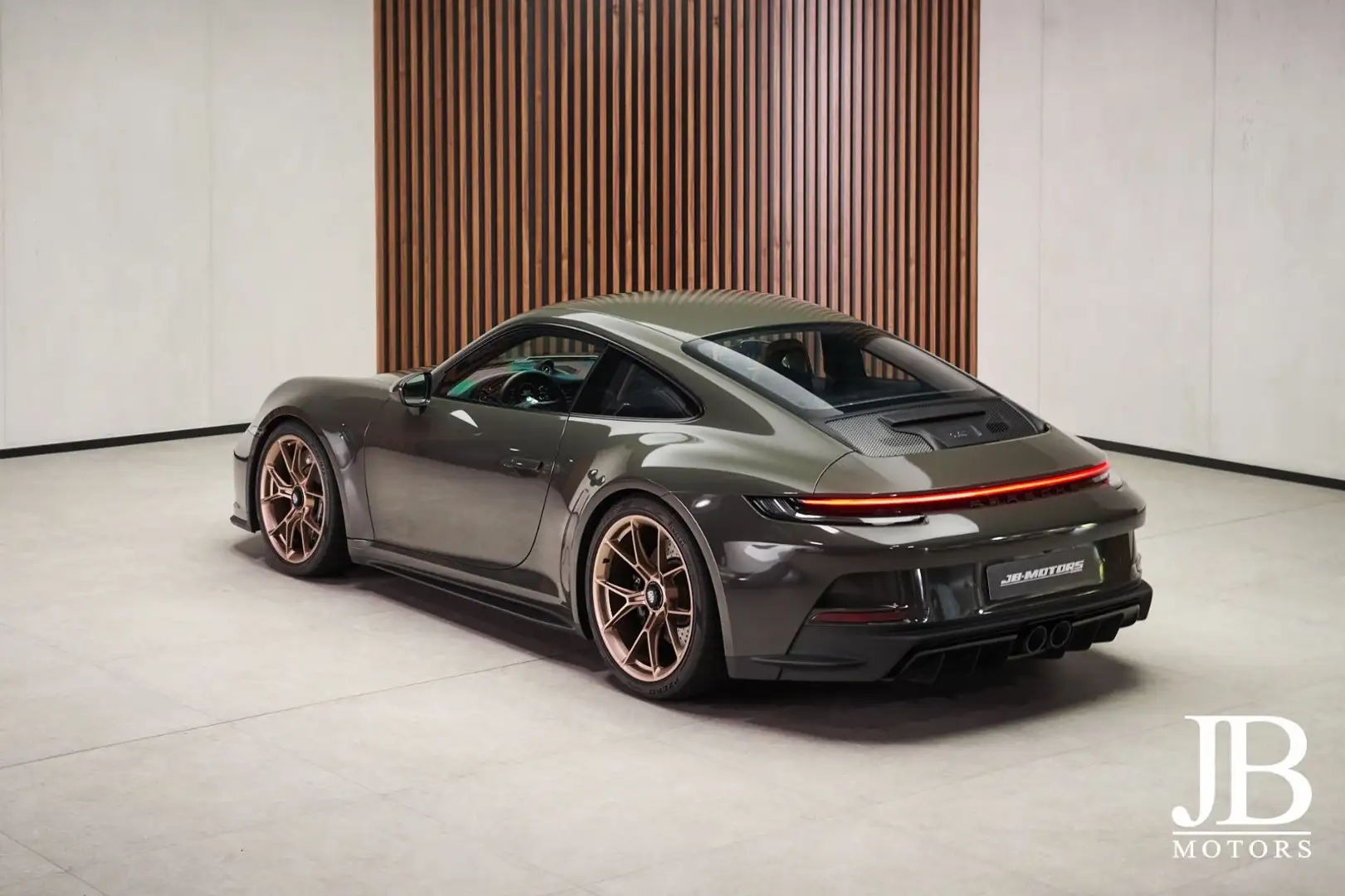 Porsche 992 GT3 Touring Exclusive Lift BOSE LED 918 PDK Noir - 2