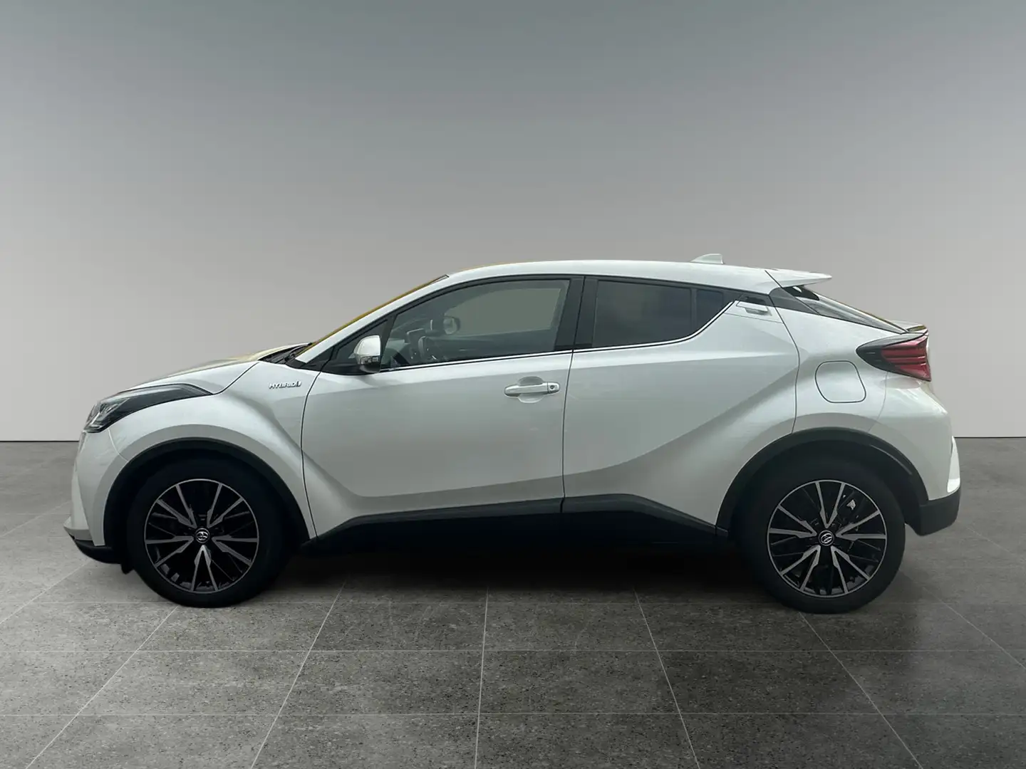 Toyota C-HR 1,8 Hybrid C-HIC CVT Weiß - 2