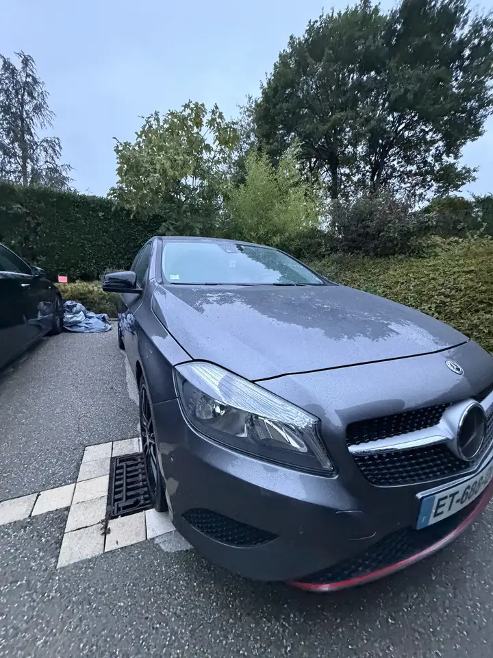 Mercedes-Benz CLA 200