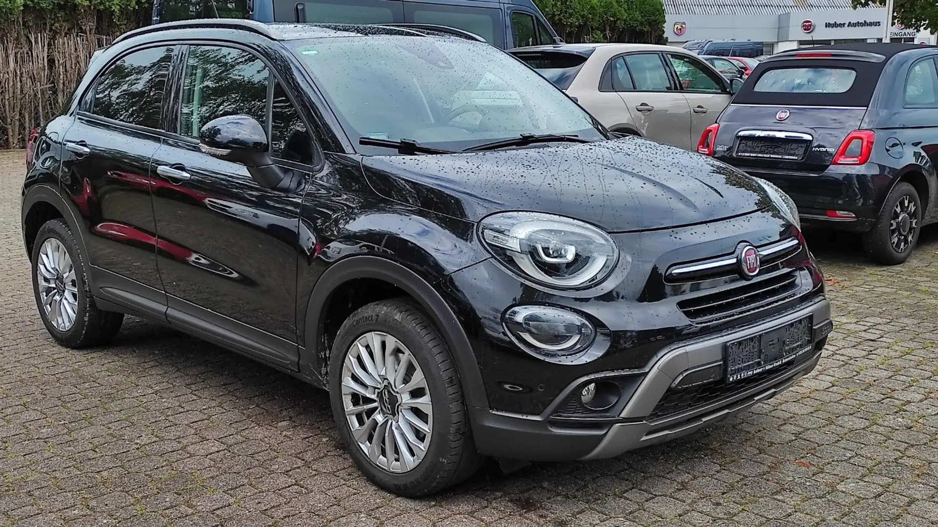 Fiat 500X Cross 1,3 Automatik Schwarz - 1