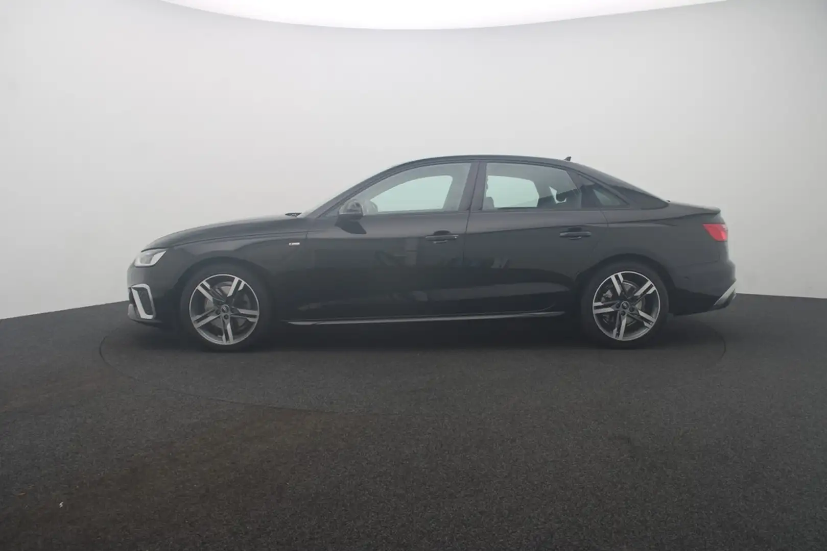 Audi A4 Lim. 30 TDI S line Virt.Cockpit Navi DAB Schwarz - 2