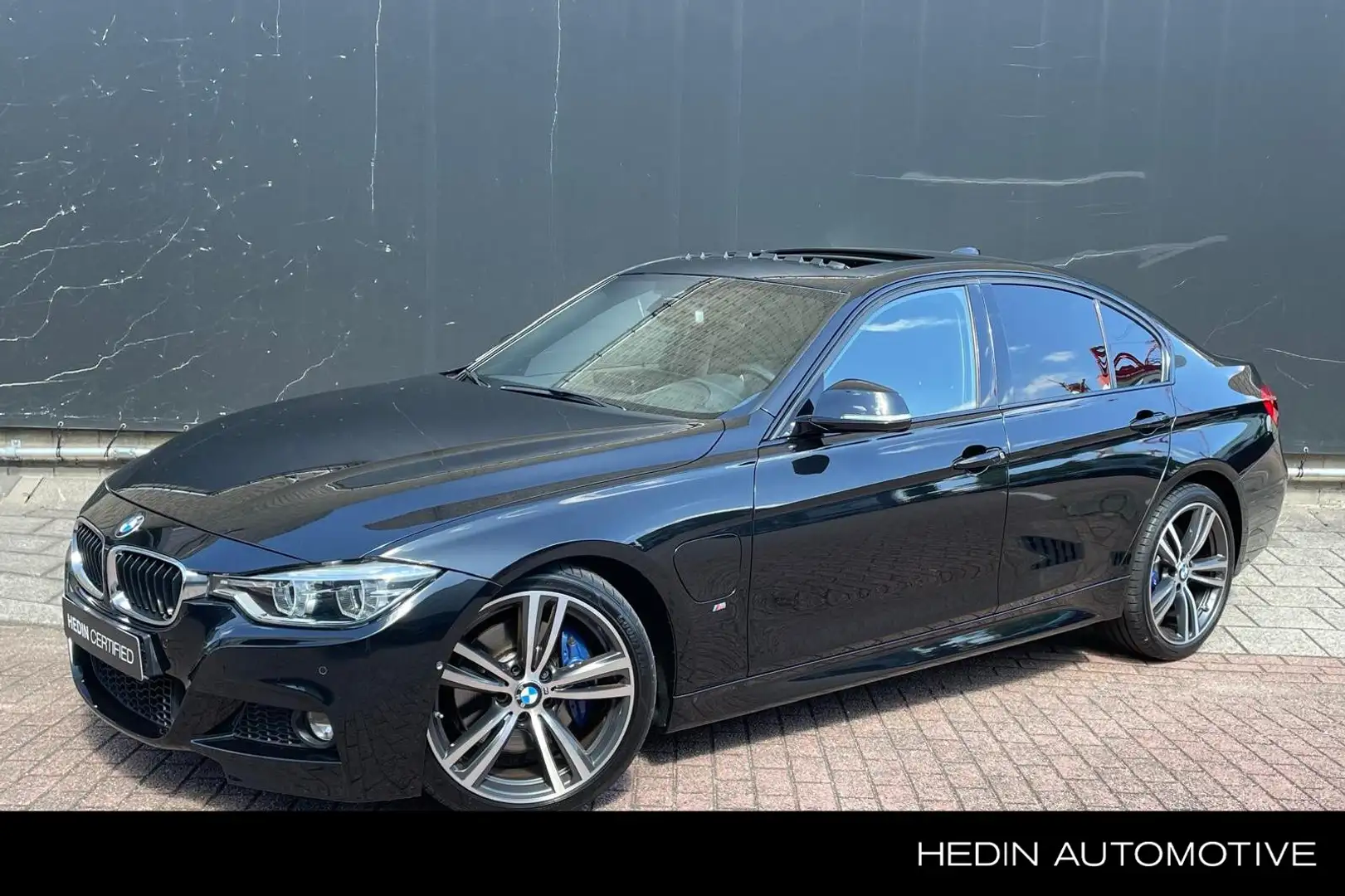 BMW 330 3-serie 330e Centennial High Executive | Lichtmeta Zwart - 1