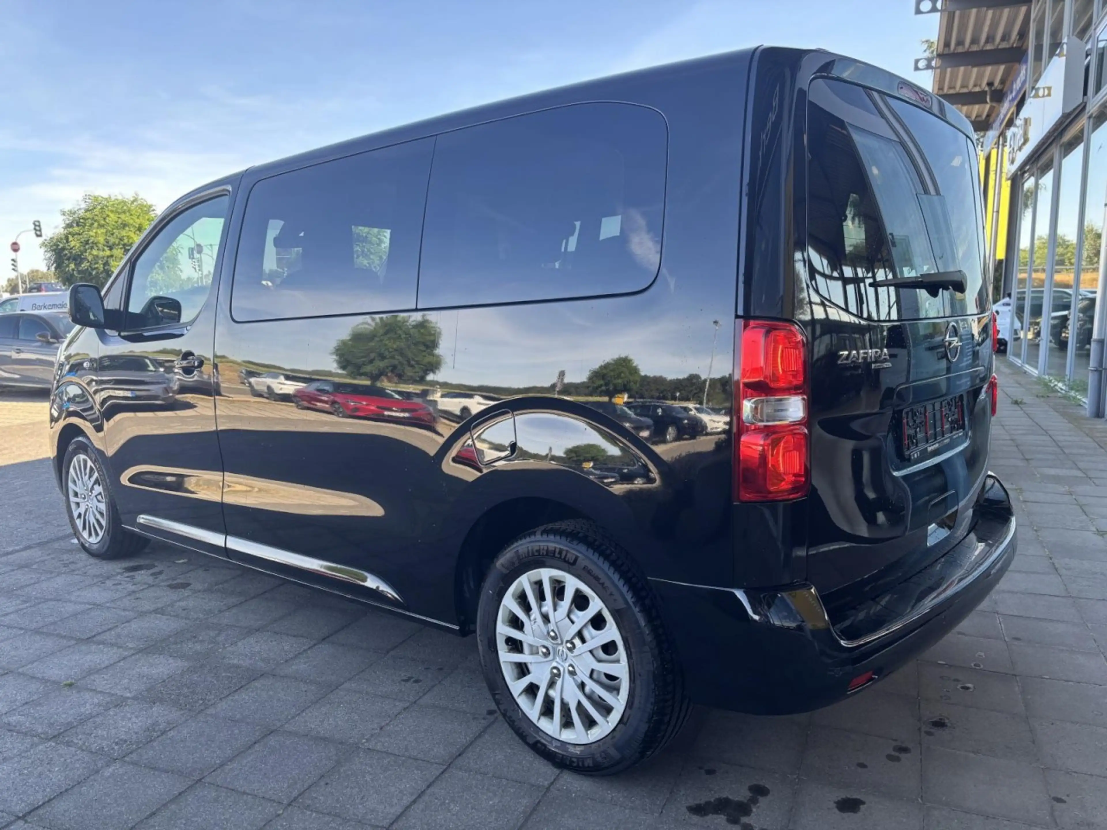 Opel Zafira Life Selection M 1.5 ** 9-Sitzer/PDC ** — photo 4