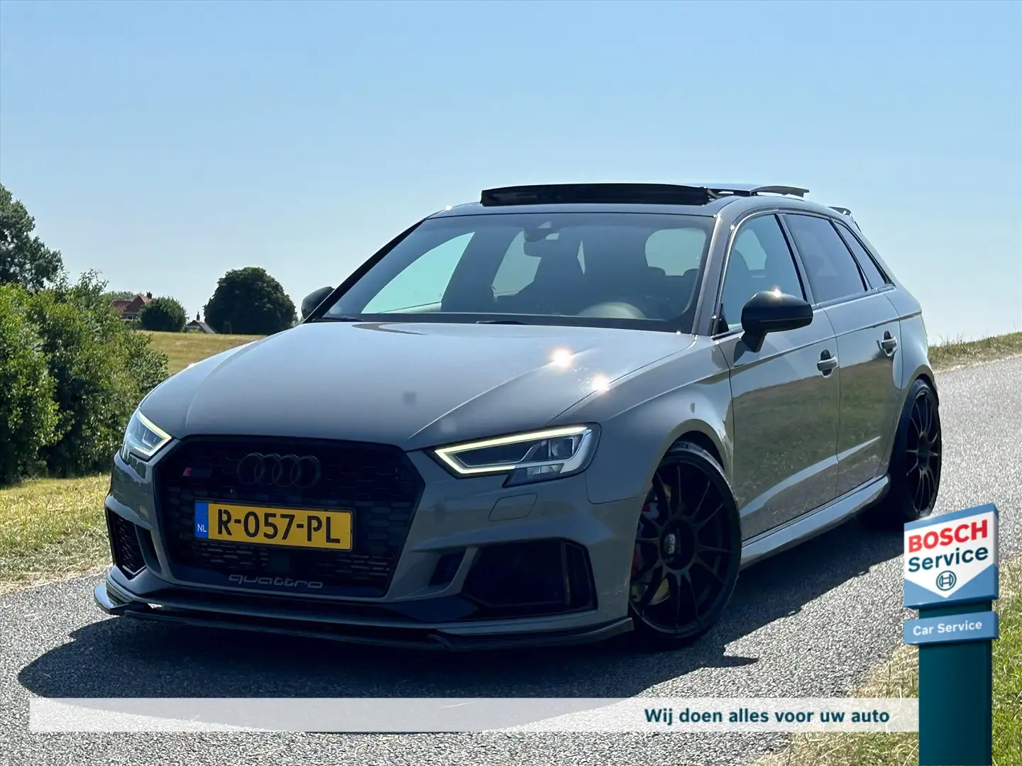 Audi RS3 2.5 2.5 TFSI 510PK Quattro / Full Option / Pano / Grijs - 1