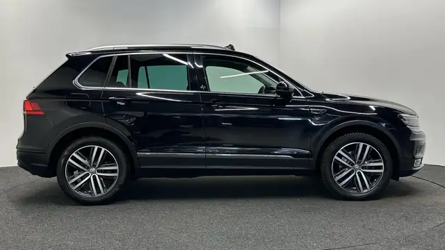 Volkswagen Tiguan view 9