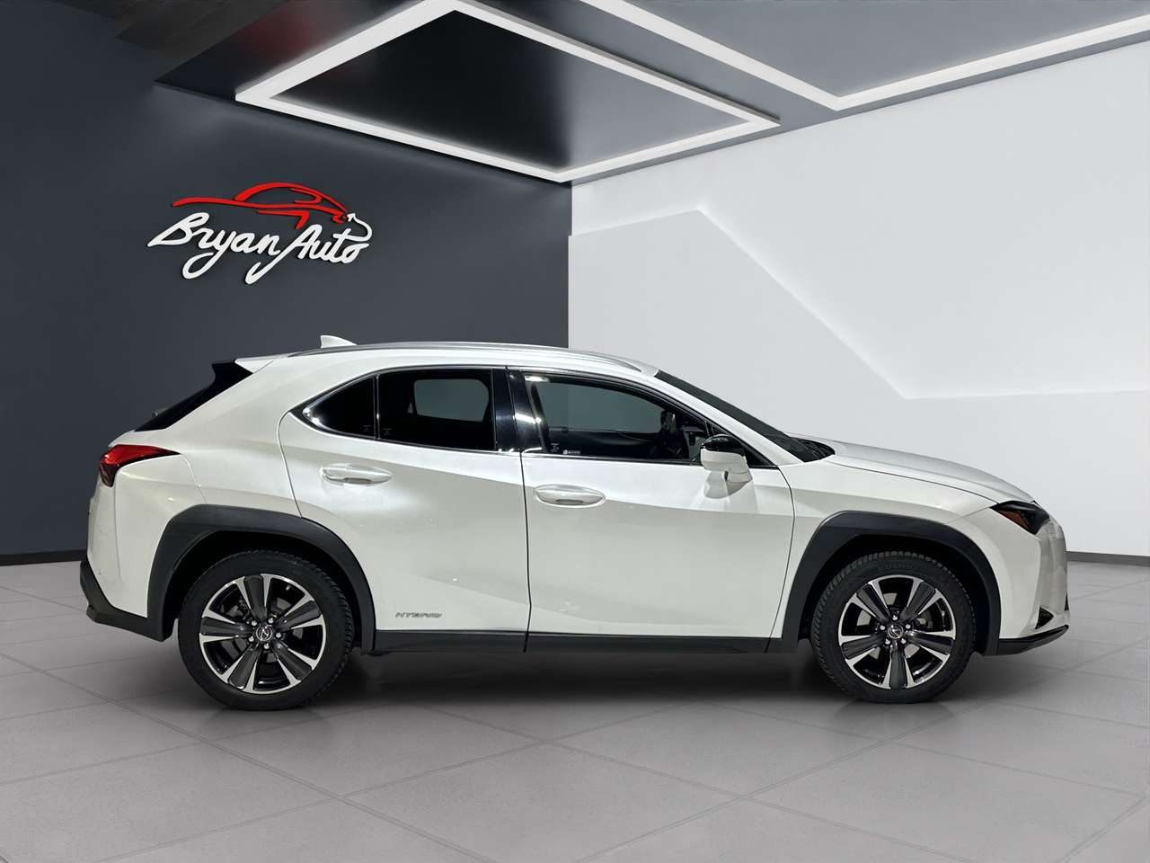 Lexus UX 250h 2.0 Luxury 2wd cvt