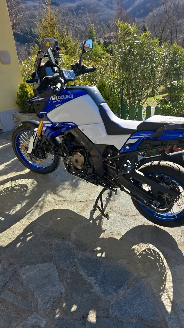 Suzuki V-Strom 1050DE Albastru - 2