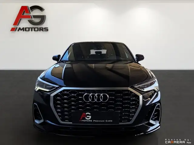 Audi Q3 view 2