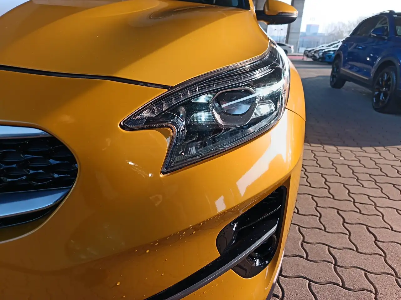 Kia XCeed 1.0 T-GDI HP ISG EX WAY M/T 10