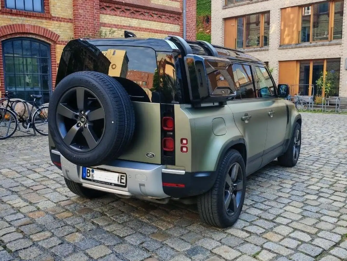 Land Rover Defender Defender 110 P400e X Grün - 2