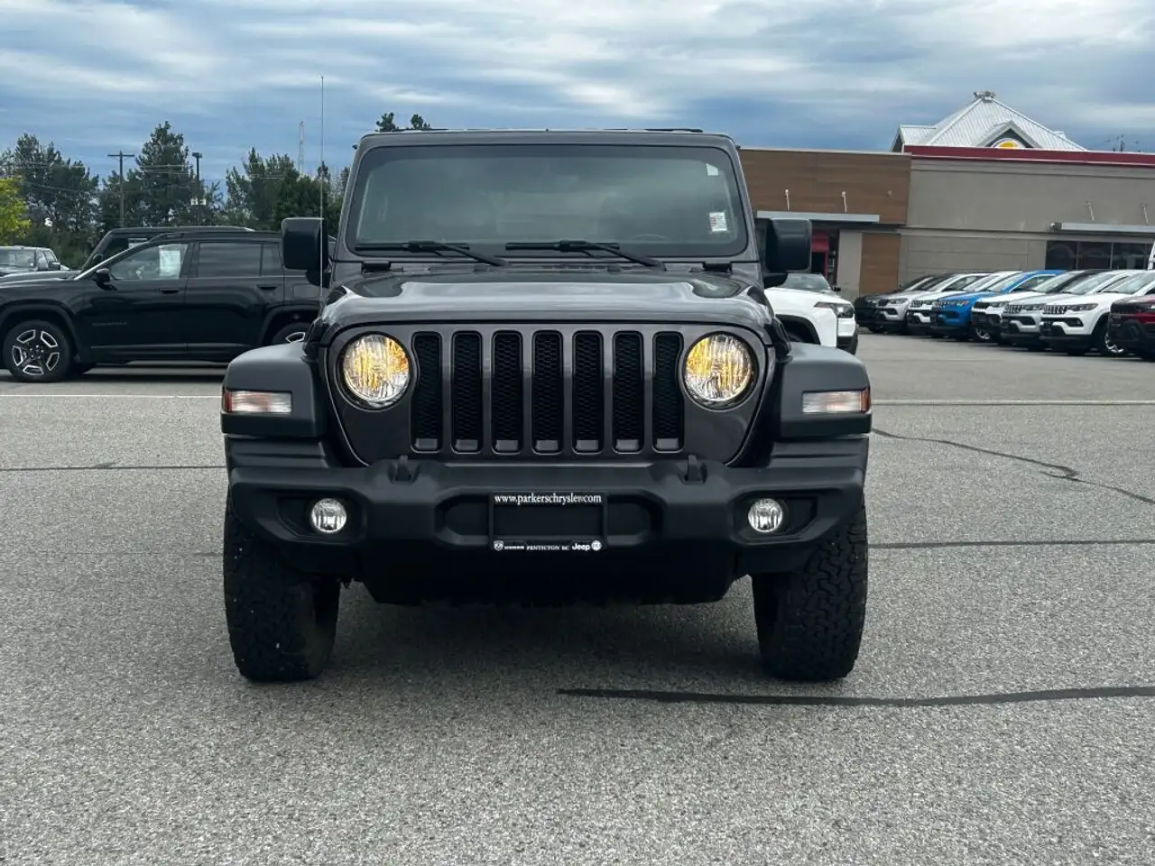 Jeep Wrangler photo Jeep Wrangler