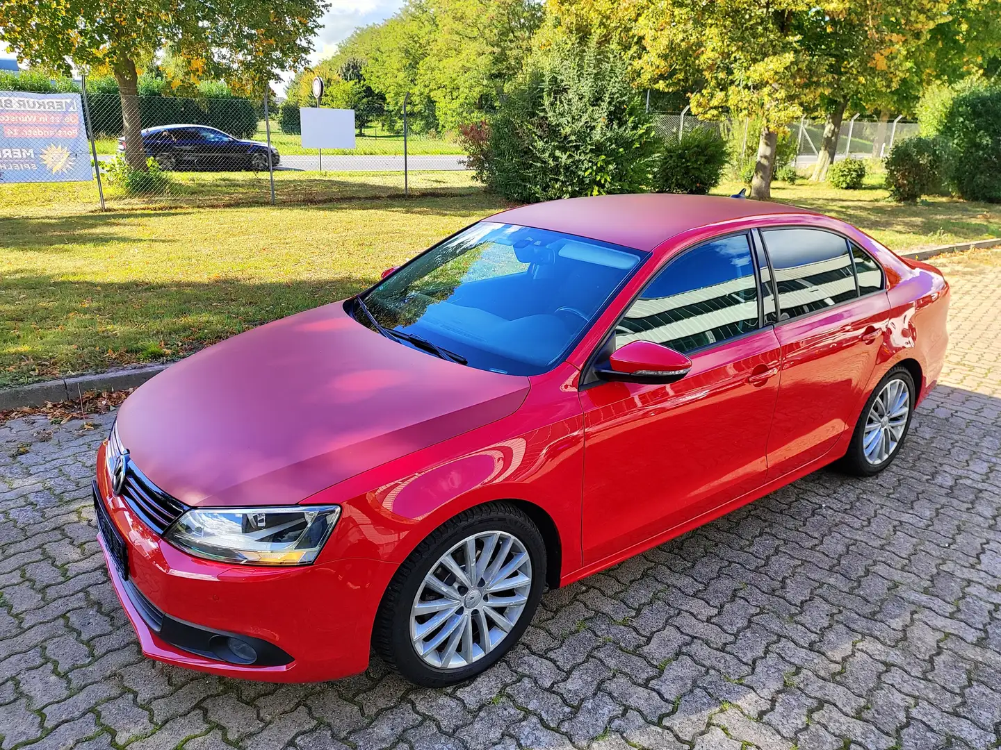 Volkswagen Jetta Comfortline Rot - 1