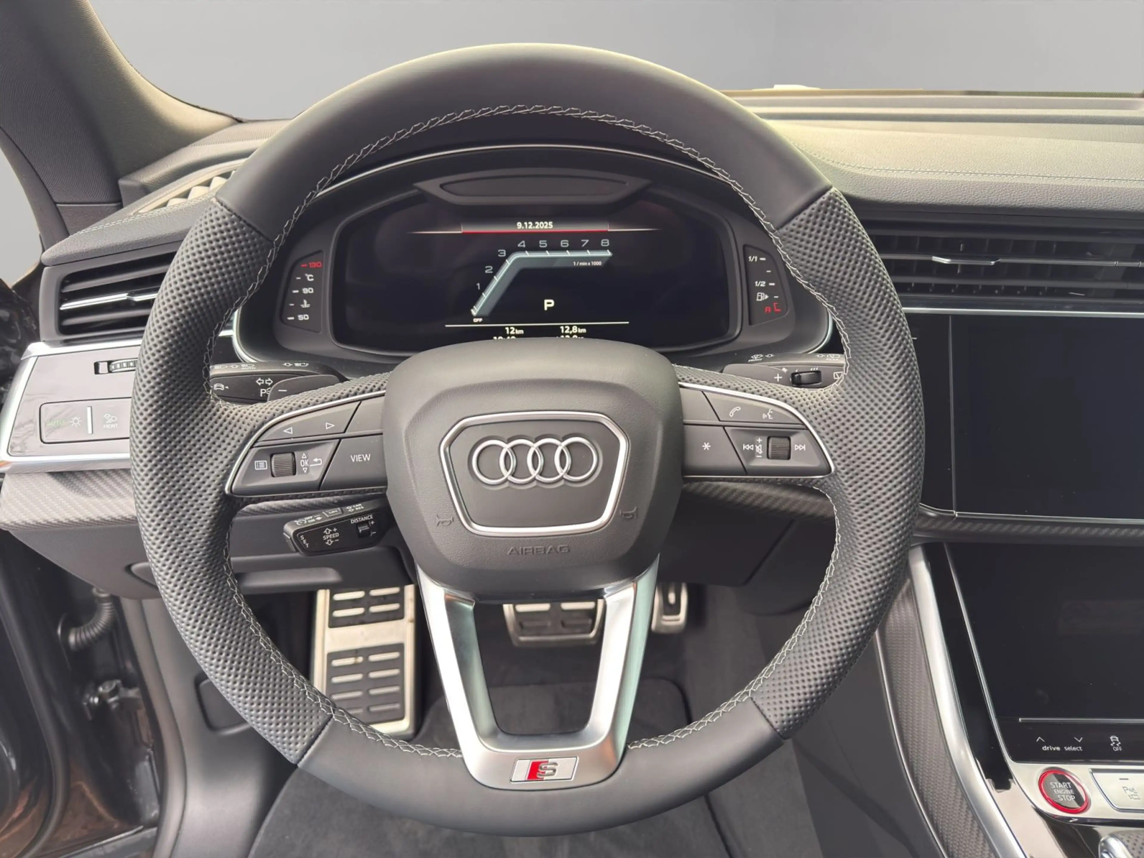 Audi SQ8 SUV TFSI HD Matrix Pano B&O HuD StandHzg. — photo 11
