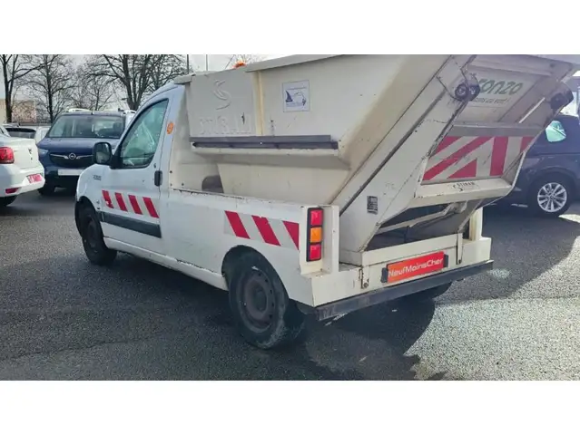Peugeot Partner view 7