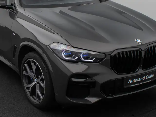 BMW X5 view 18