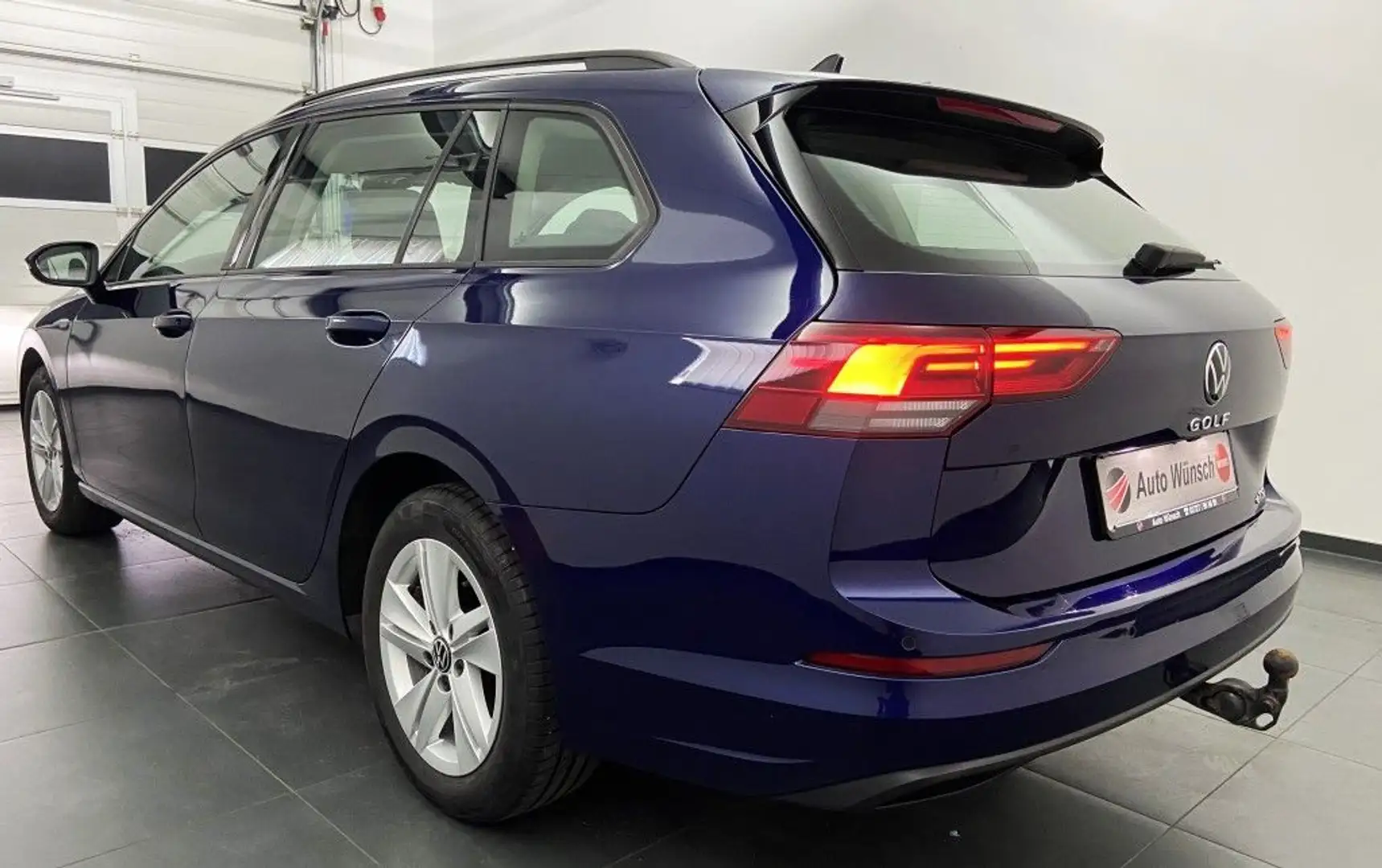 Volkswagen Golf Variant 1.0 eTSI DSG Life  Navi#ACC#R-Kam#AHK#Lenkr-hzg. Bleu - 2