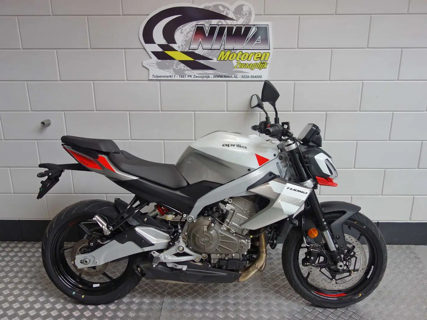 Aprilia Tuono 457 Bianco - 1