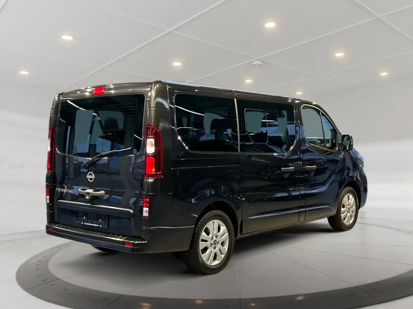 Nissan Primastar 2,8t dCI 150 Tekna **8-Sitzer,360°,Navi Blau - 2