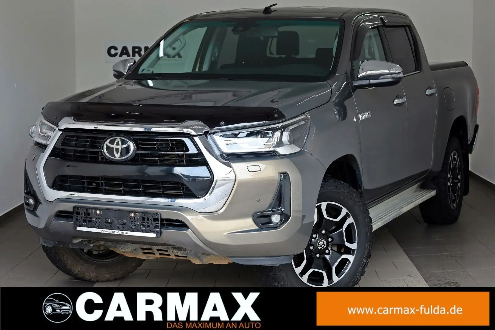 Toyota Hilux 2.8 Executive 4x4,LED,Navi,Rollo,Kamer,AHK Grün - 1