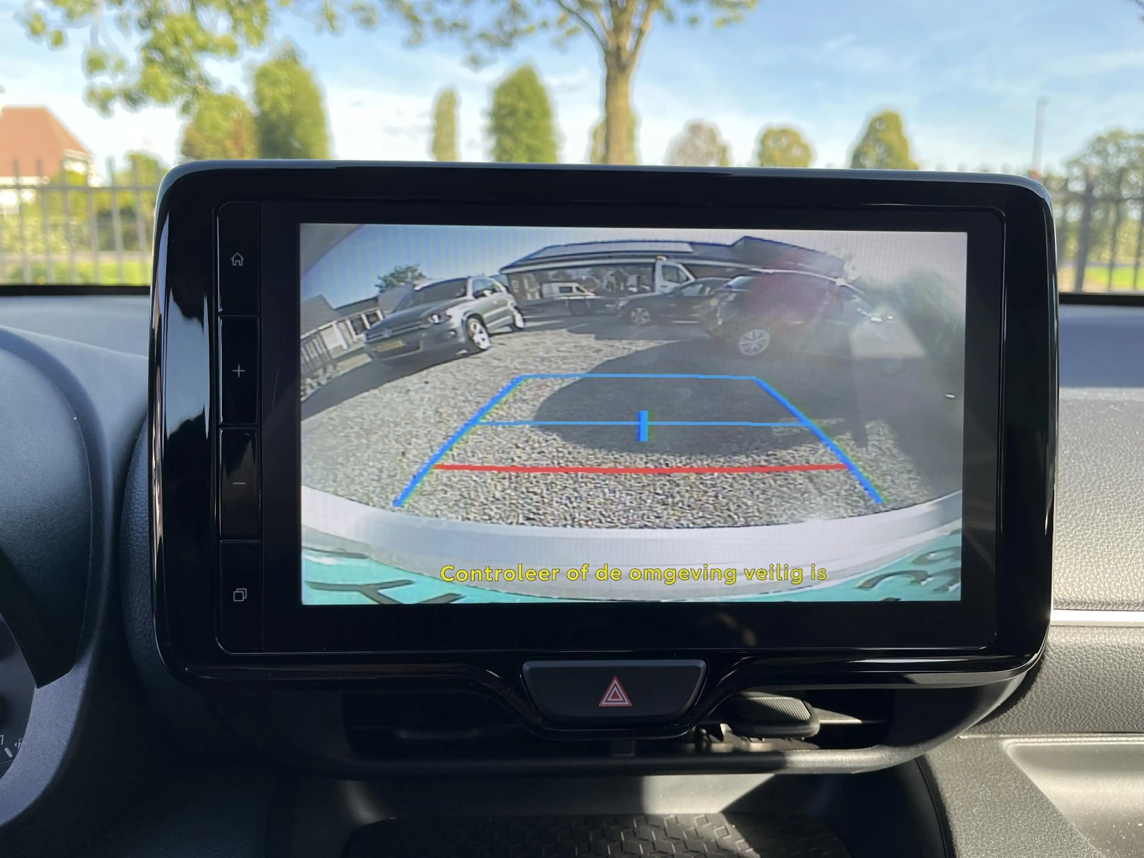 Mazda 2 Hybrid 1.5 Centre-line — photo 9