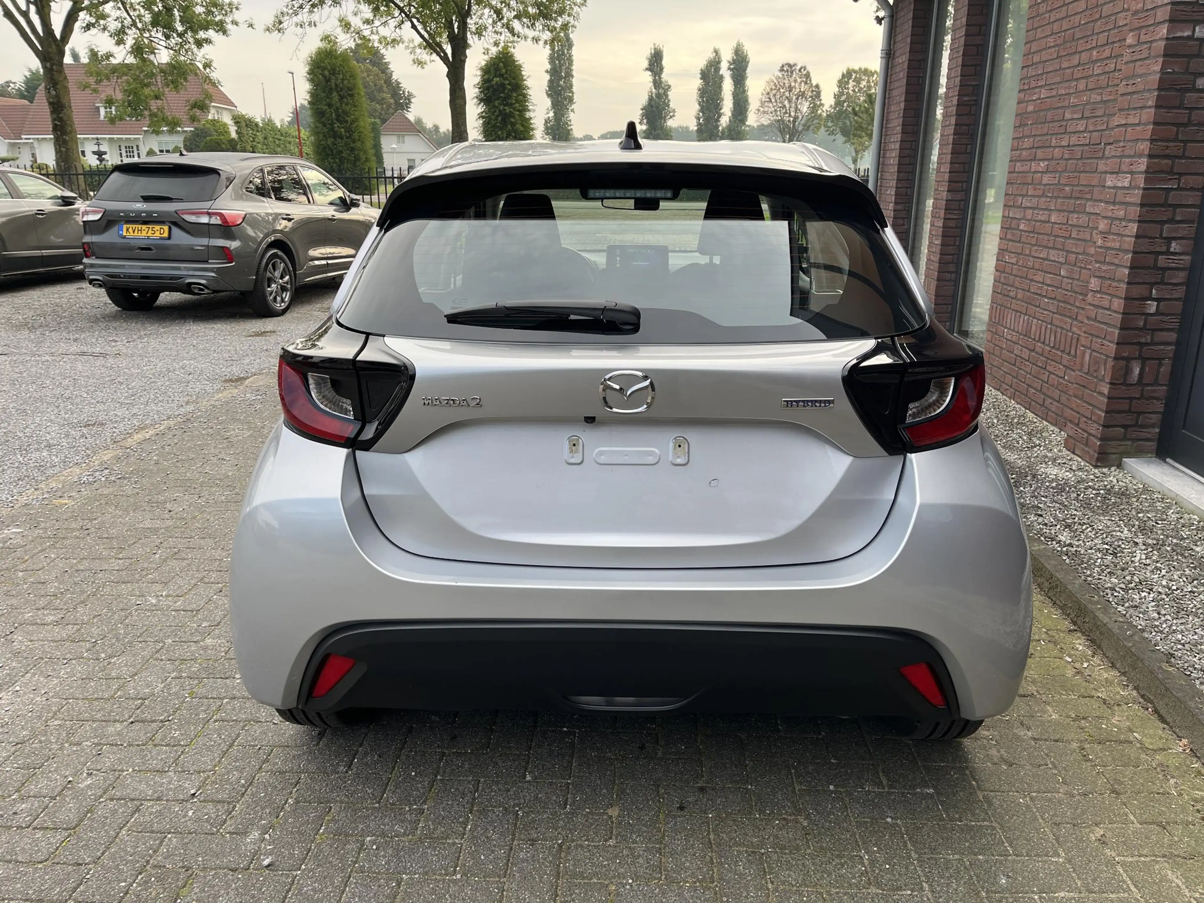Mazda 2 Hybrid 1.5 Centre-line — photo 5