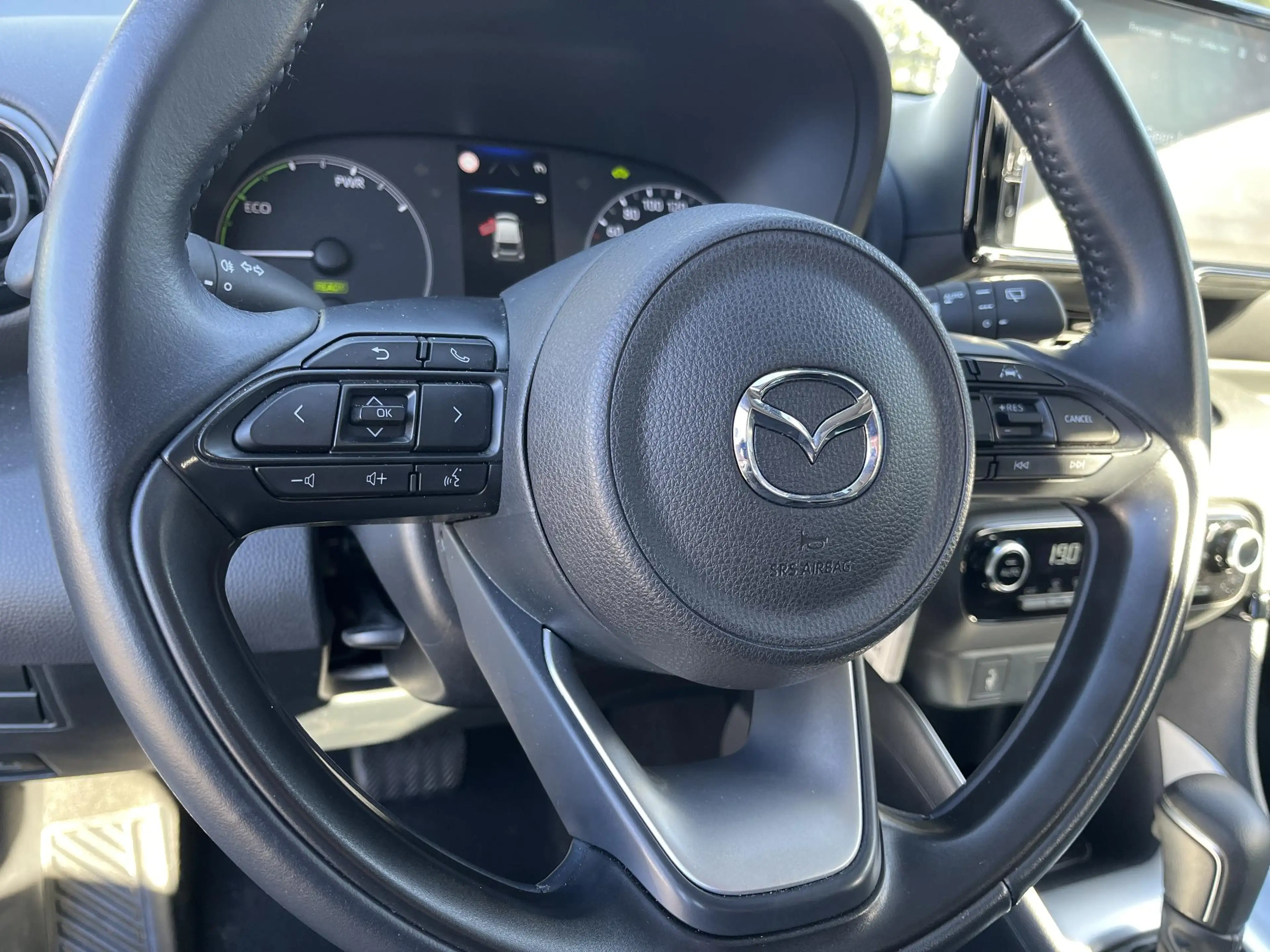Mazda 2 Hybrid 1.5 Centre-line — photo 13
