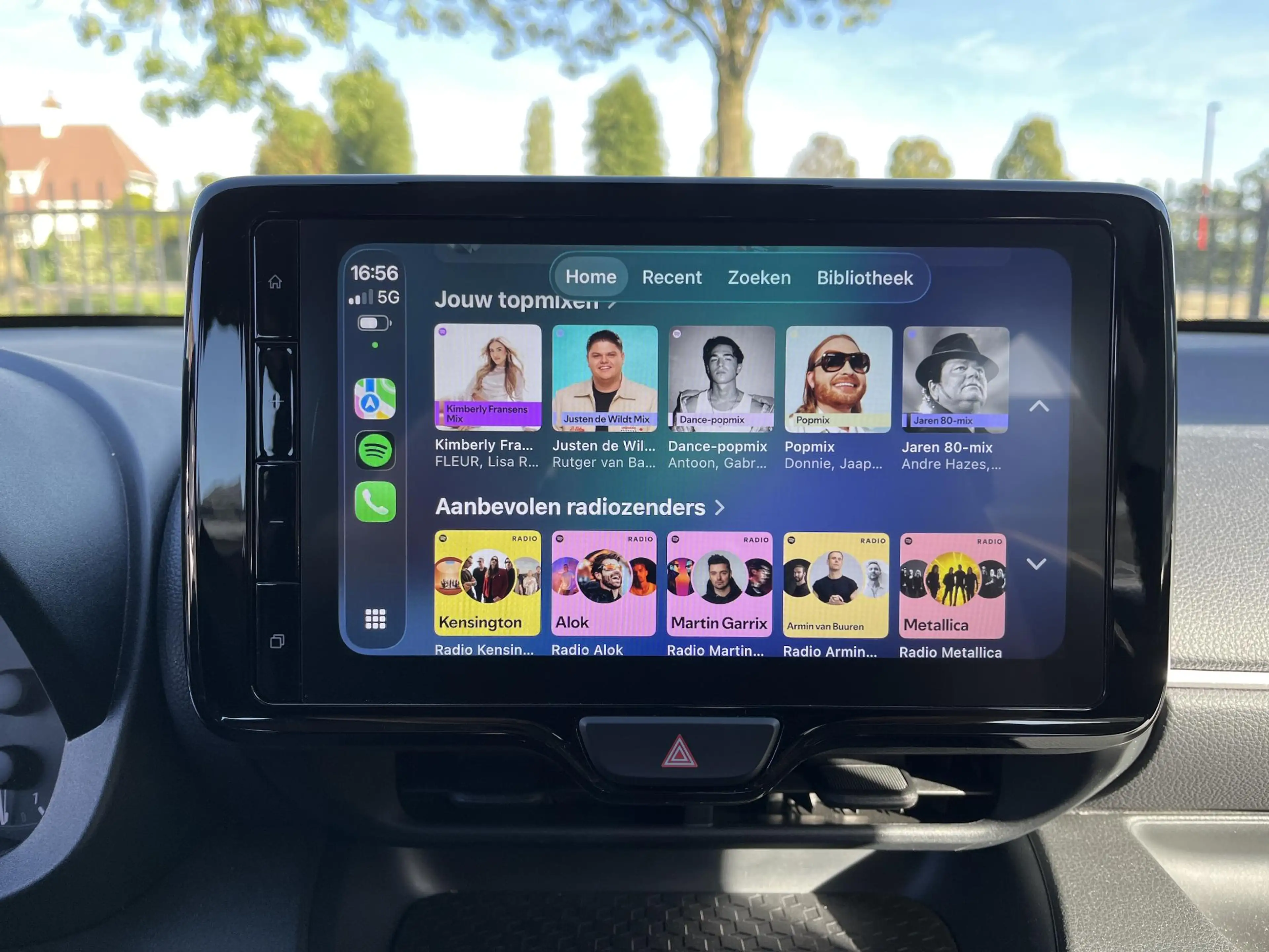 Mazda 2 Hybrid 1.5 Centre-line — photo 8