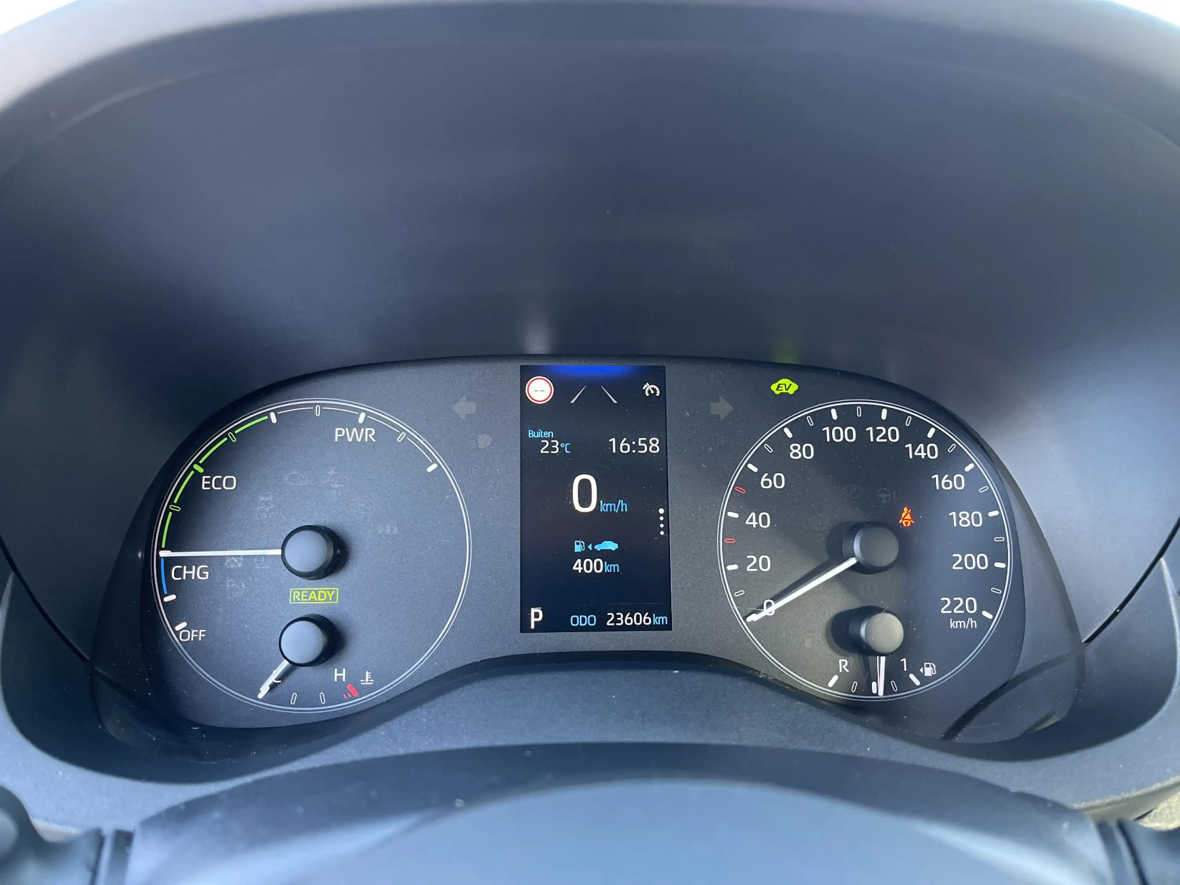 Mazda 2 Hybrid 1.5 Centre-line — photo 15