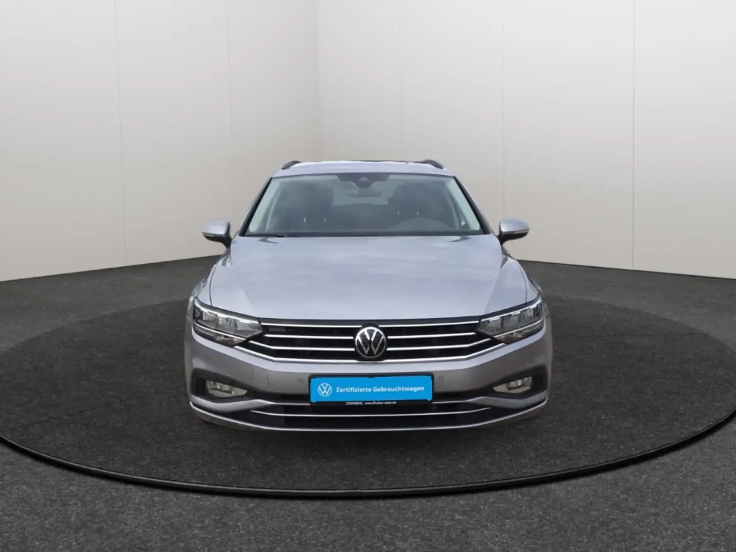 Volkswagen Passat 1.5TSI DSG Business LED AHK Navi SHZ ACC Silber - 2