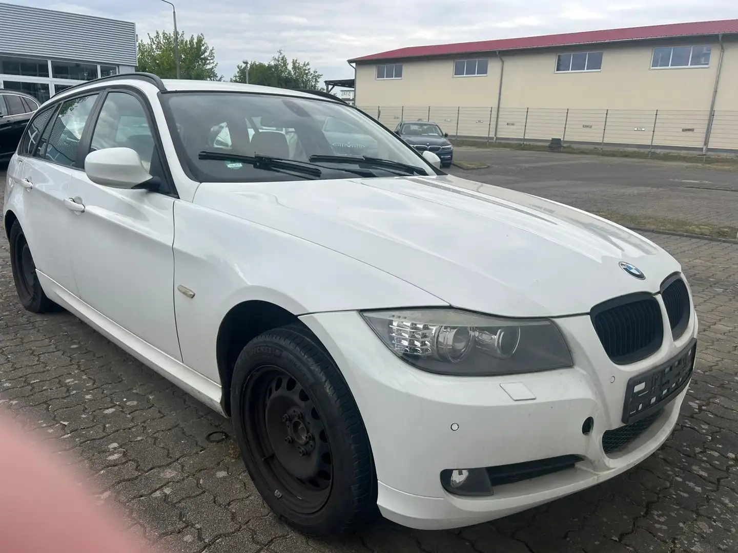 BMW 318 318d DPF Touring Aut. - 2