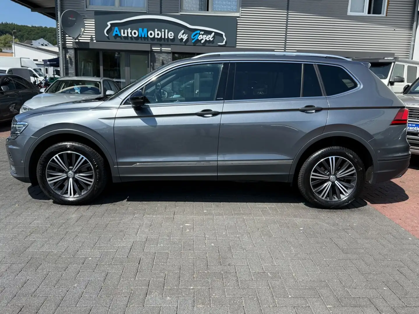 Volkswagen Tiguan Allspace United *2. Hand *7. Sitzer siva - 2
