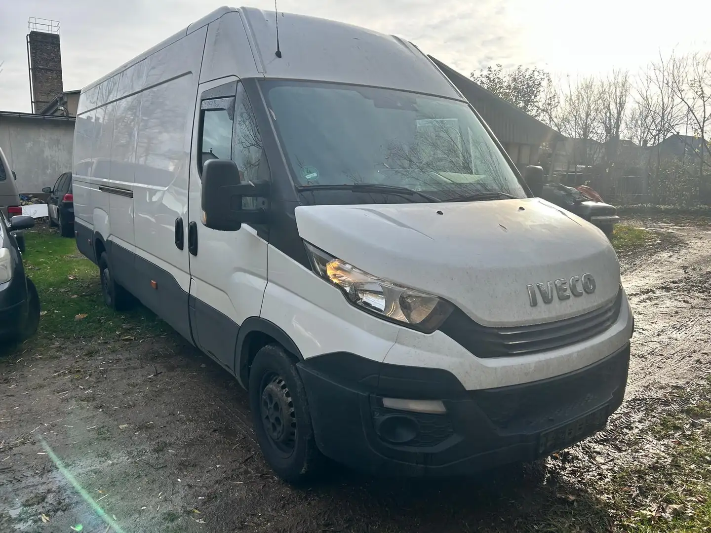 Iveco Daily HKa 35 S ... V Radstand 4100 Blanc - 2