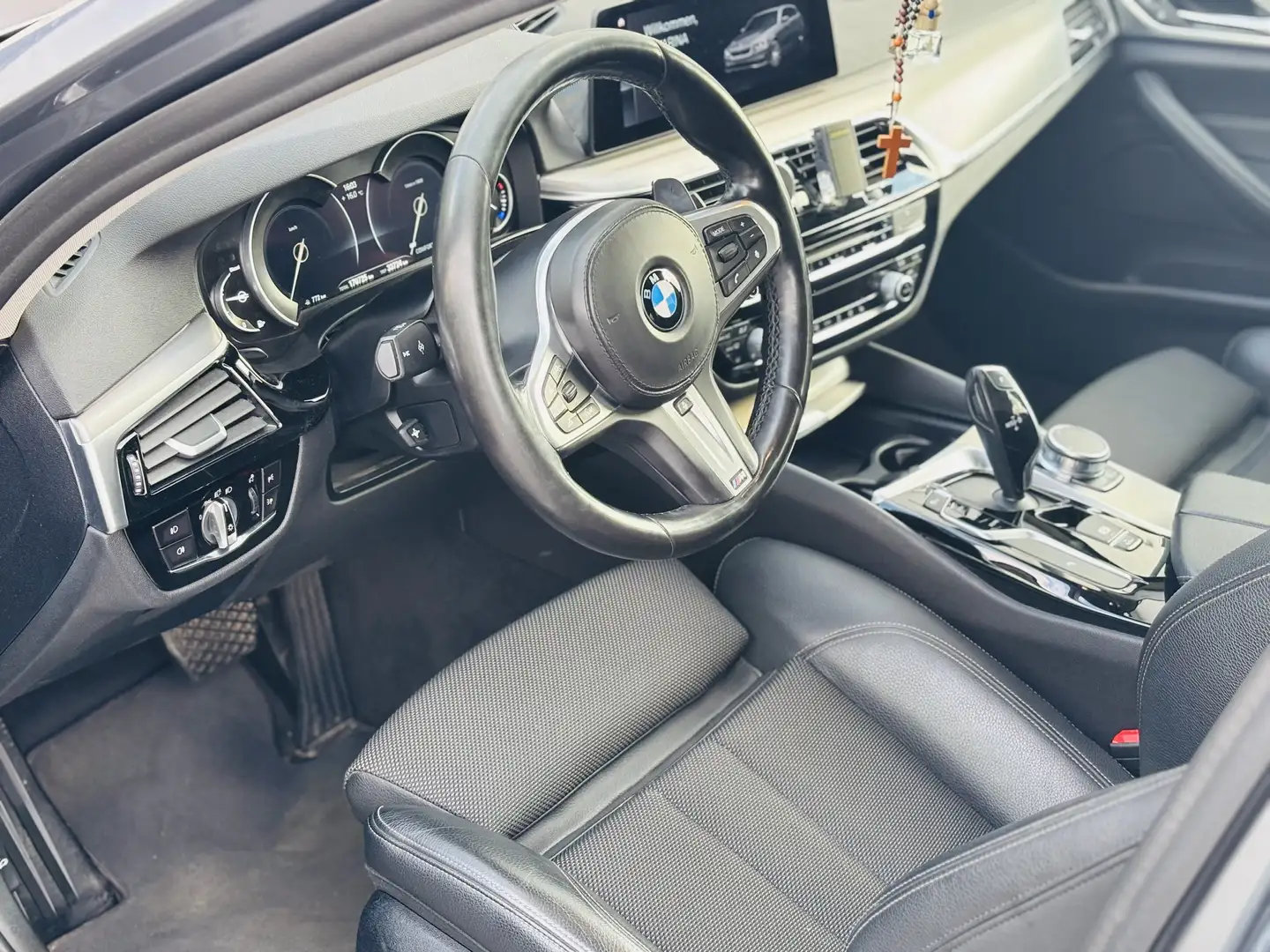 BMW 520 520d Touring Aut. - 1