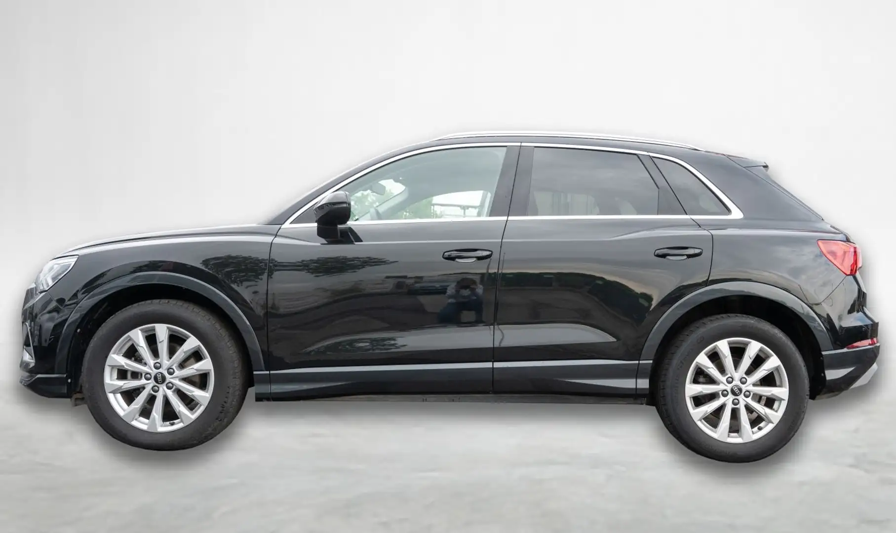 Audi Q3 35 TDI 150 ch S tronic 7 Advanced Faible Kms Noir - 2