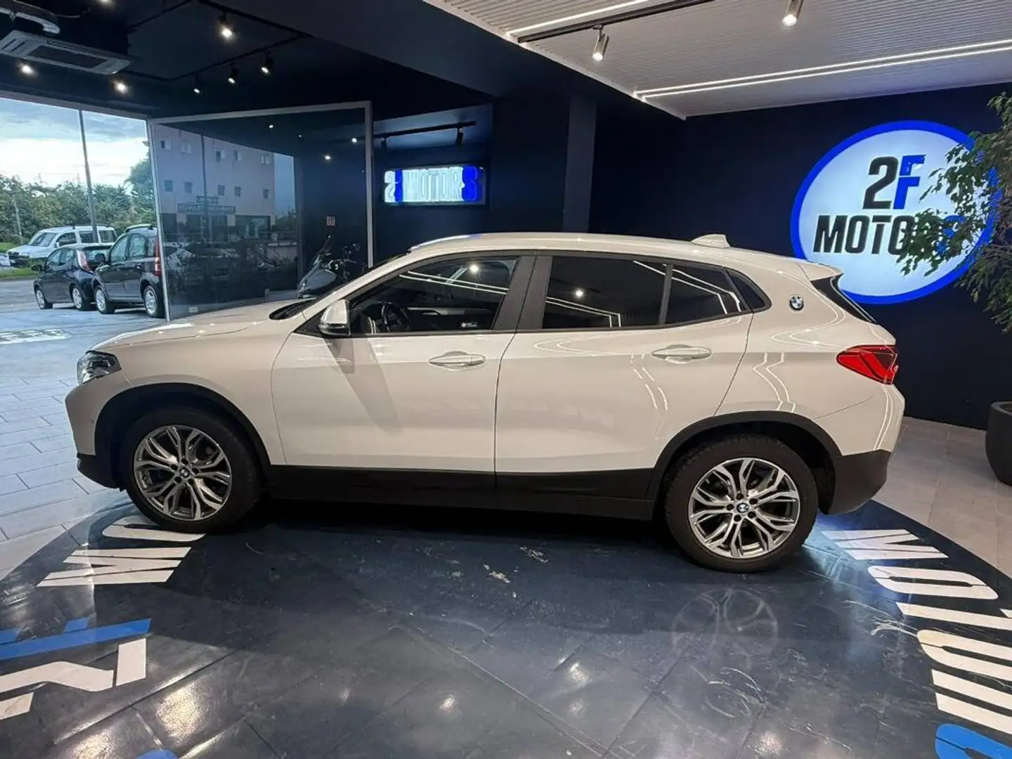 BMW X2 Sdrive18d Msport X auto Weiß - 2