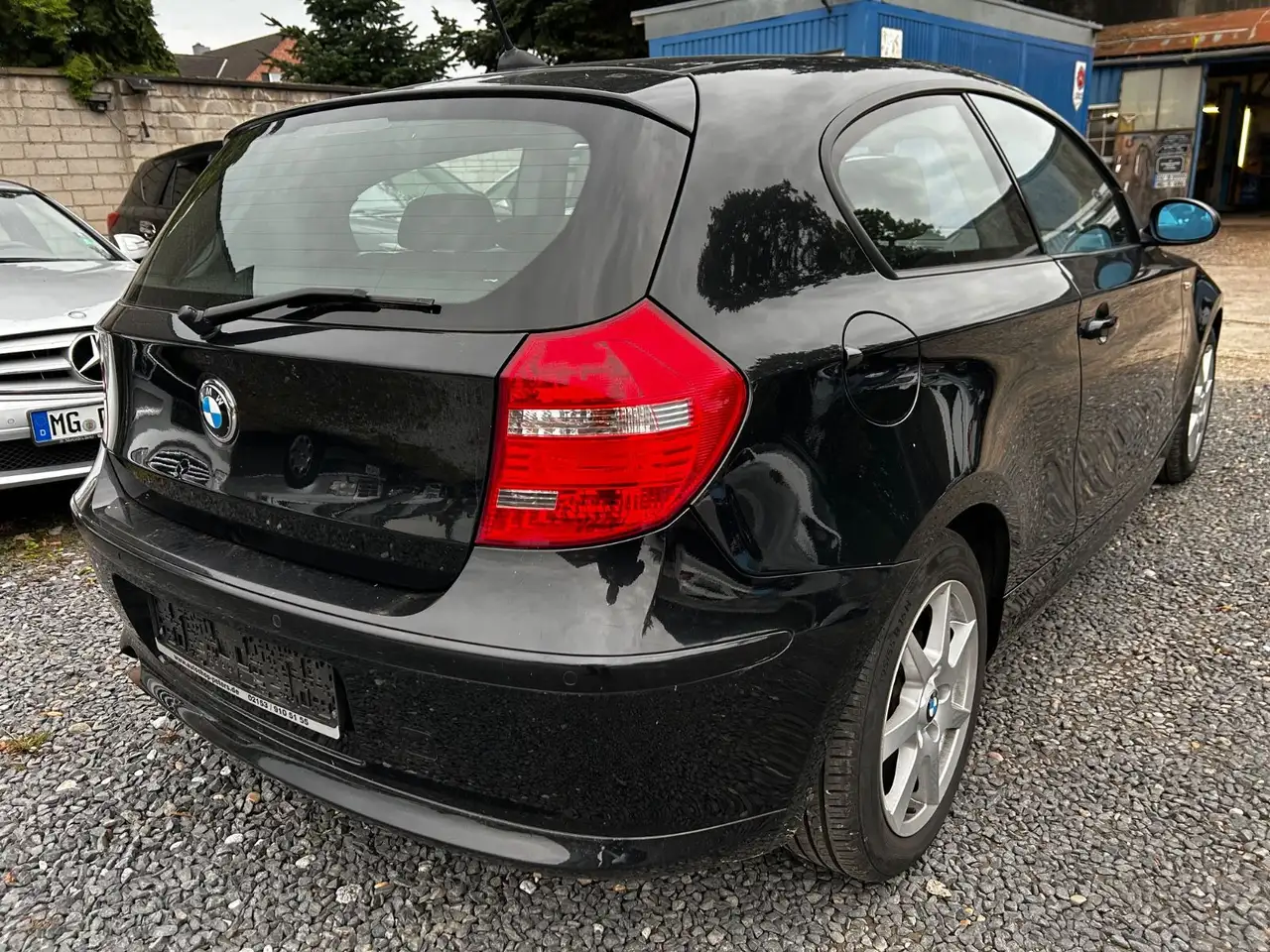 BMW 118i PACK ADVANTAGE - 143ch - 84 000KMS - VOLANT EN CUIR - CARNET D'ENTRETIEN