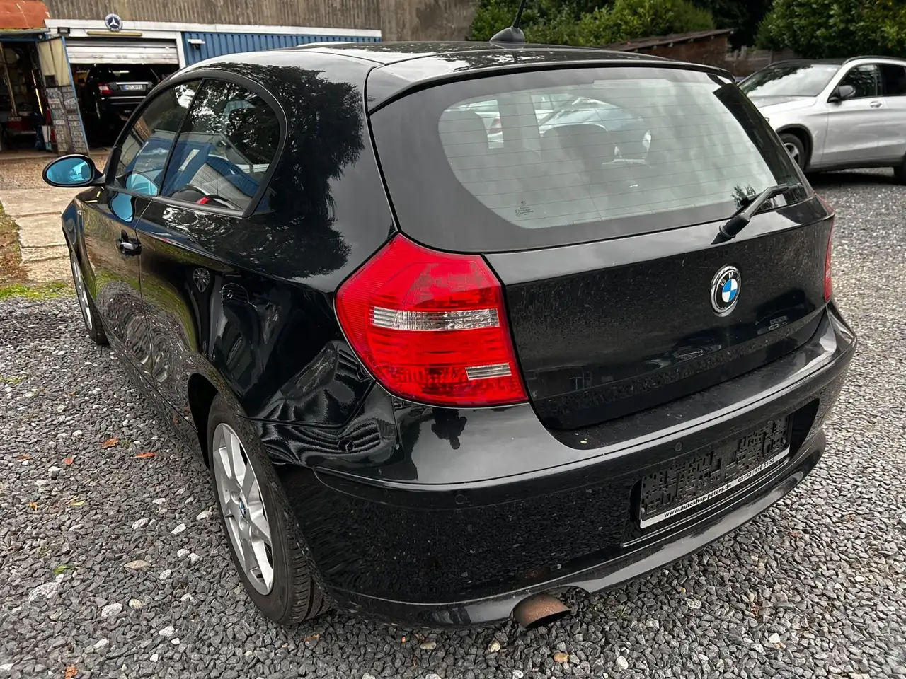 BMW 118i PACK ADVANTAGE - 143ch - 84 000KMS - VOLANT EN CUIR - CARNET D'ENTRETIEN