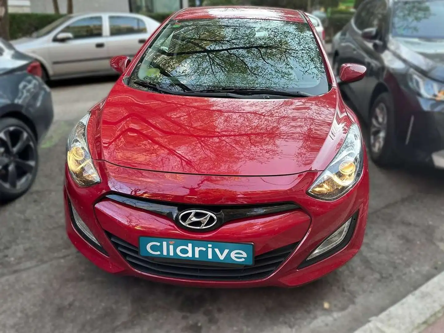 Hyundai i30 1.4CRDi City Rojo - 2