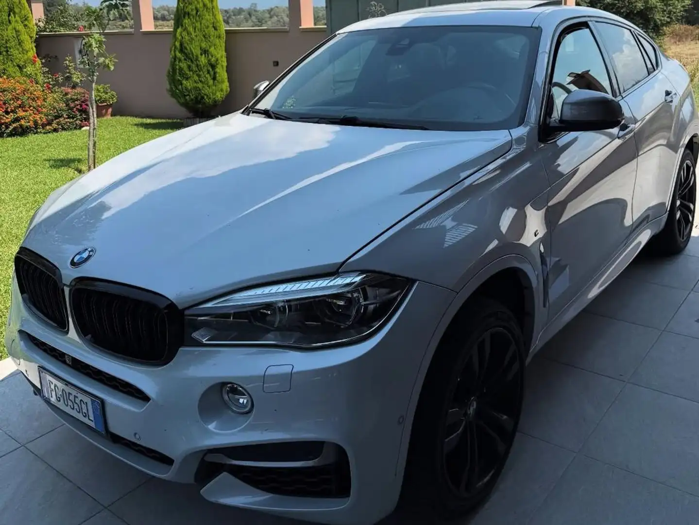 BMW X6 M X6 M50d auto Bianco - 2