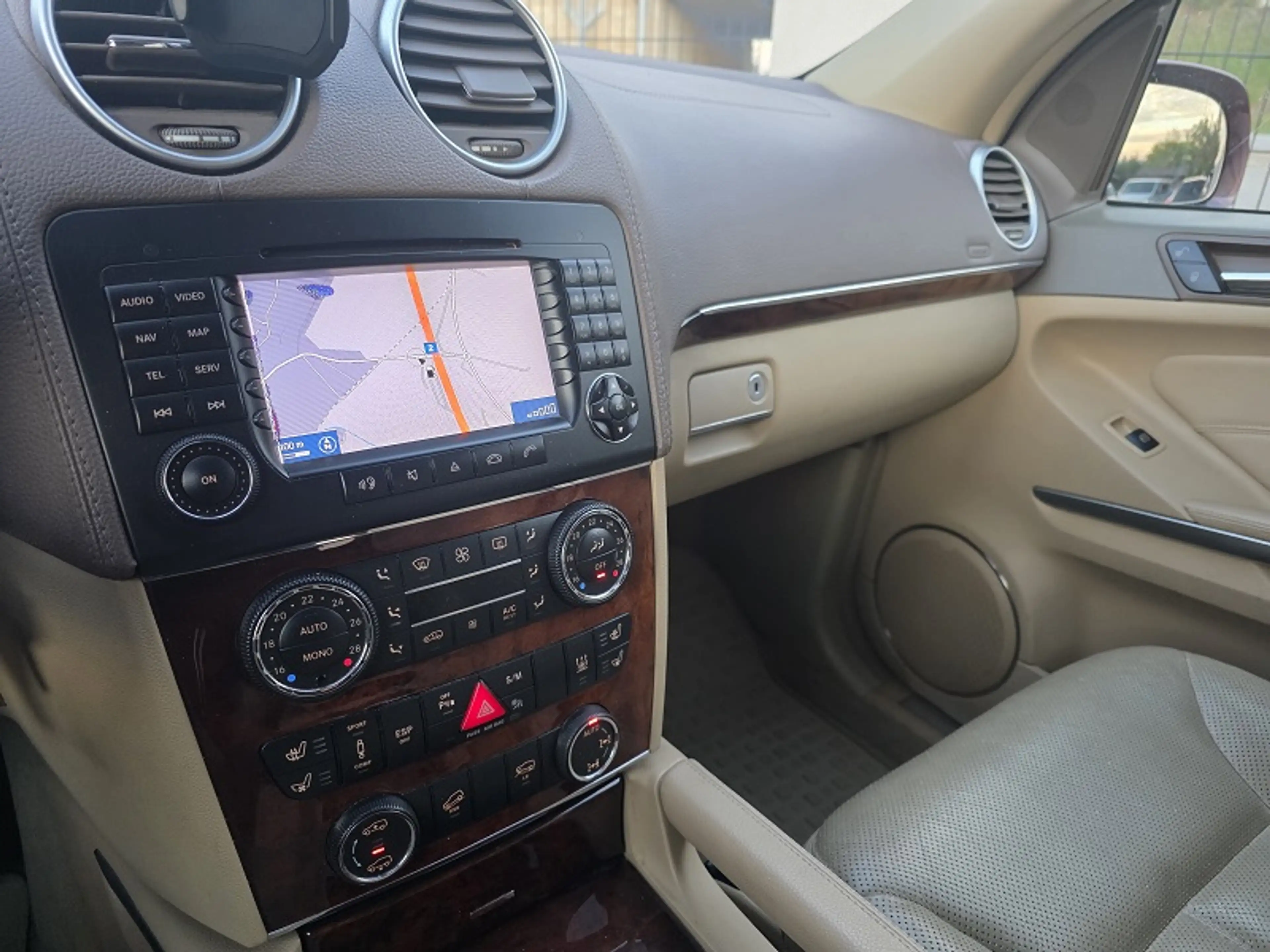Mercedes-Benz GL 320 GL 320 CDI 4Matic — photo 11