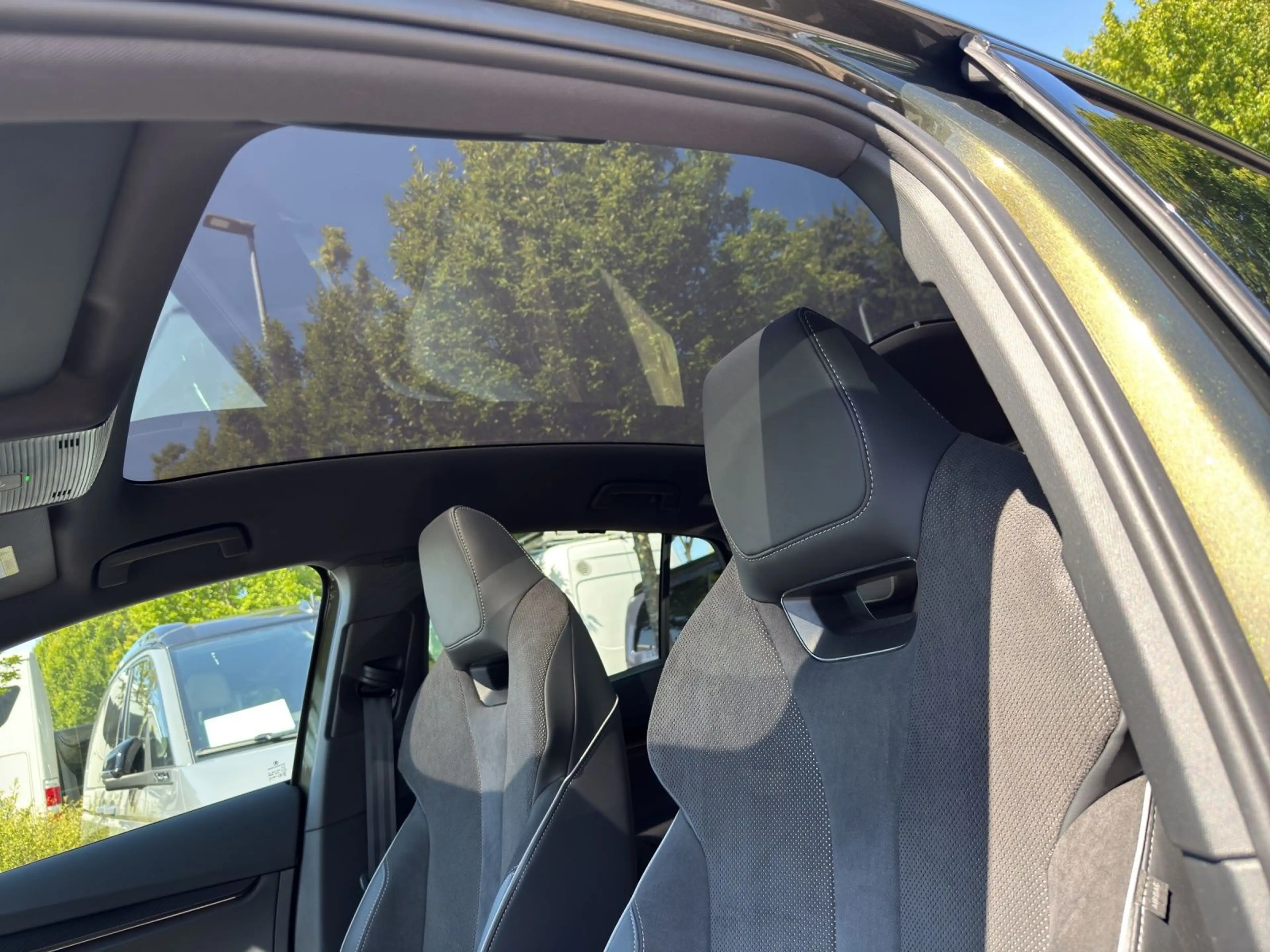 Skoda Enyaq Coupé 85 Sportline NAVI+ACC+MATRIX LED+HUD — photo 20